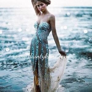 Meet your Posher, Naomi